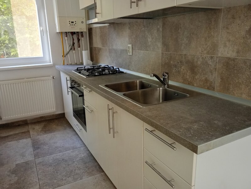 Militari Residence, Proprietar vand 3 camere Auchan bloc Avangarde City
