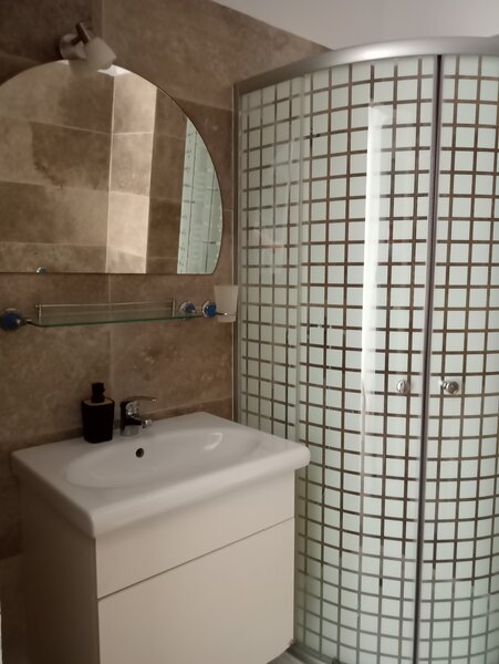 Militari Residence, Proprietar vand 3 camere Auchan bloc Avangarde City