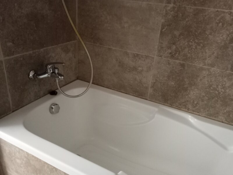 Militari Residence, Proprietar vand 3 camere Auchan bloc Avangarde City